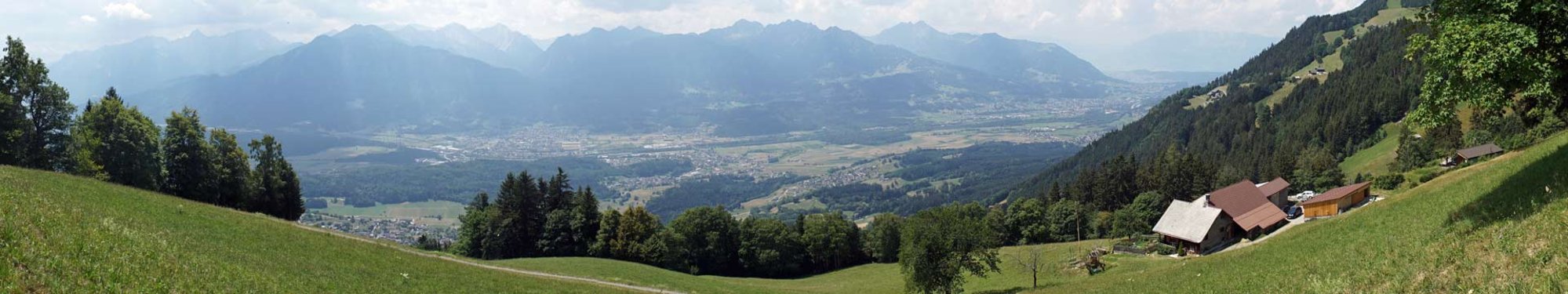 7bc13-Panorama-Walgau_D--nserberg_lw-ph-2018--1--bearb-2-1920x360